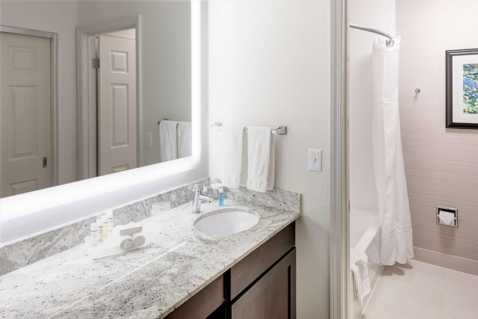 Homewood Suites By Hilton Seattle-Tacoma Airport/Таквила Экстерьер фото